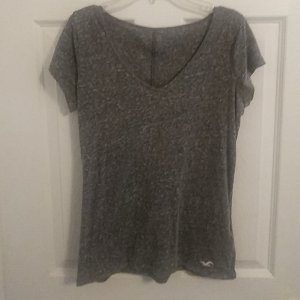 Hollister v-neck tee
